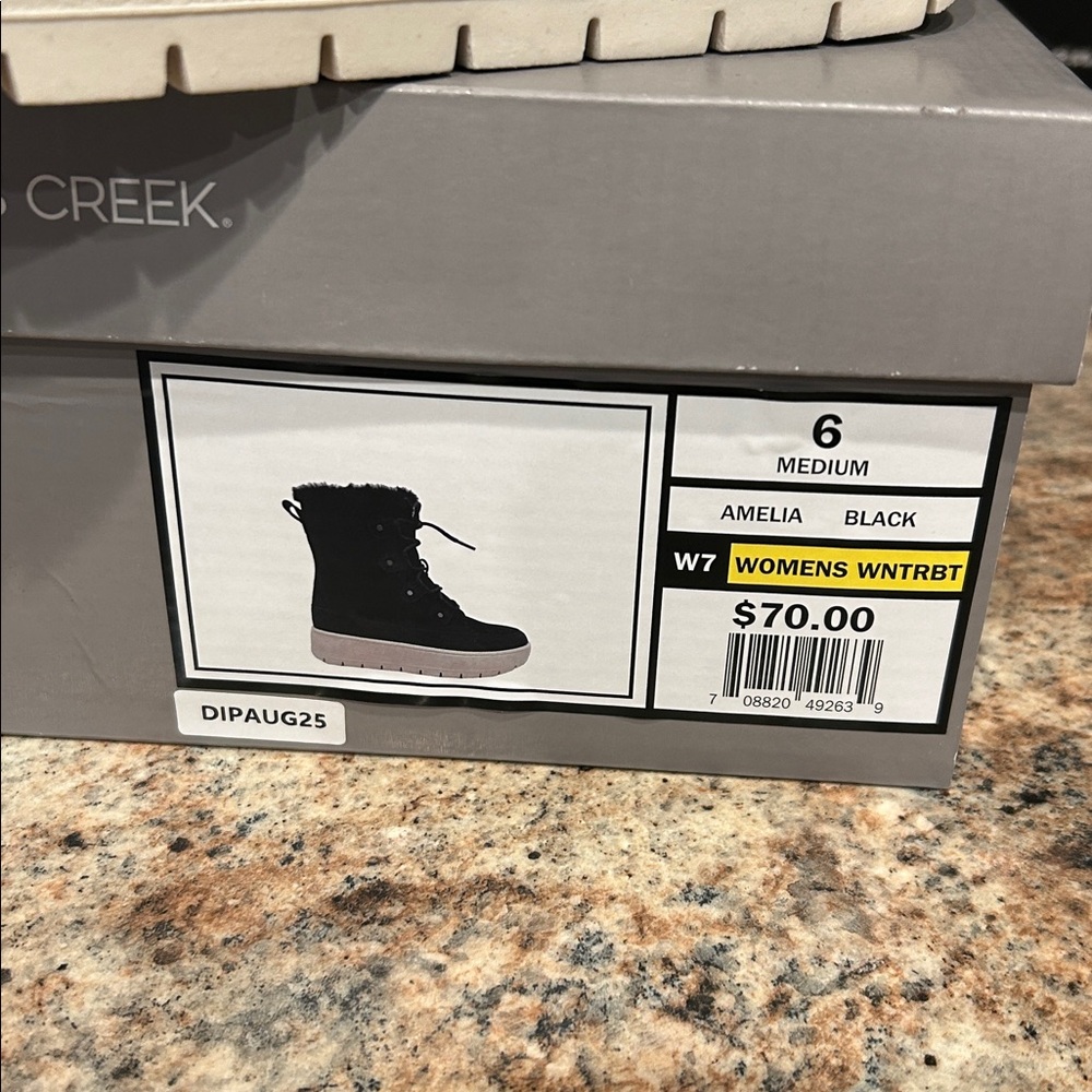 New Falls Creek Women's 6 Black Winter 3M Thinsulate Water Resistant Fur Boots - Picture 2 of 9